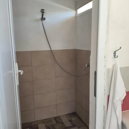 Apartmán Caravan With Private Toilet And Kitchen 2