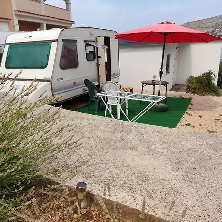 Apartmán Caravan With Air Condition And Private Toilet